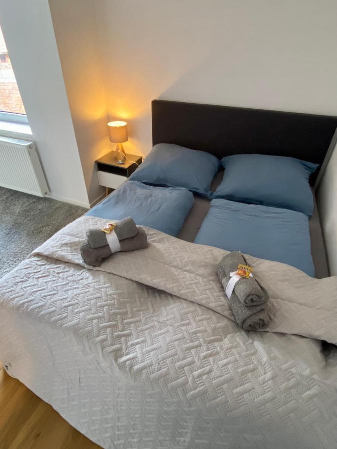 Traumhafte 115 Qm Ferienwohnung Am Steinhuder Meer, Ruhig, Komfortabel, Loggia, Parkplatz, Wifi Wunstorf Kültér fotó