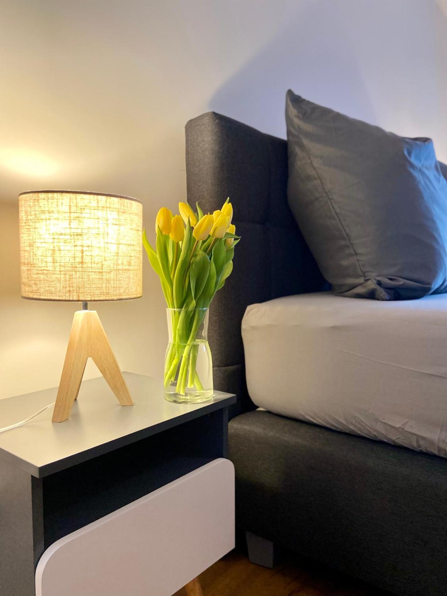 Traumhafte 115 Qm Ferienwohnung Am Steinhuder Meer, Ruhig, Komfortabel, Loggia, Parkplatz, Wifi Wunstorf Kültér fotó