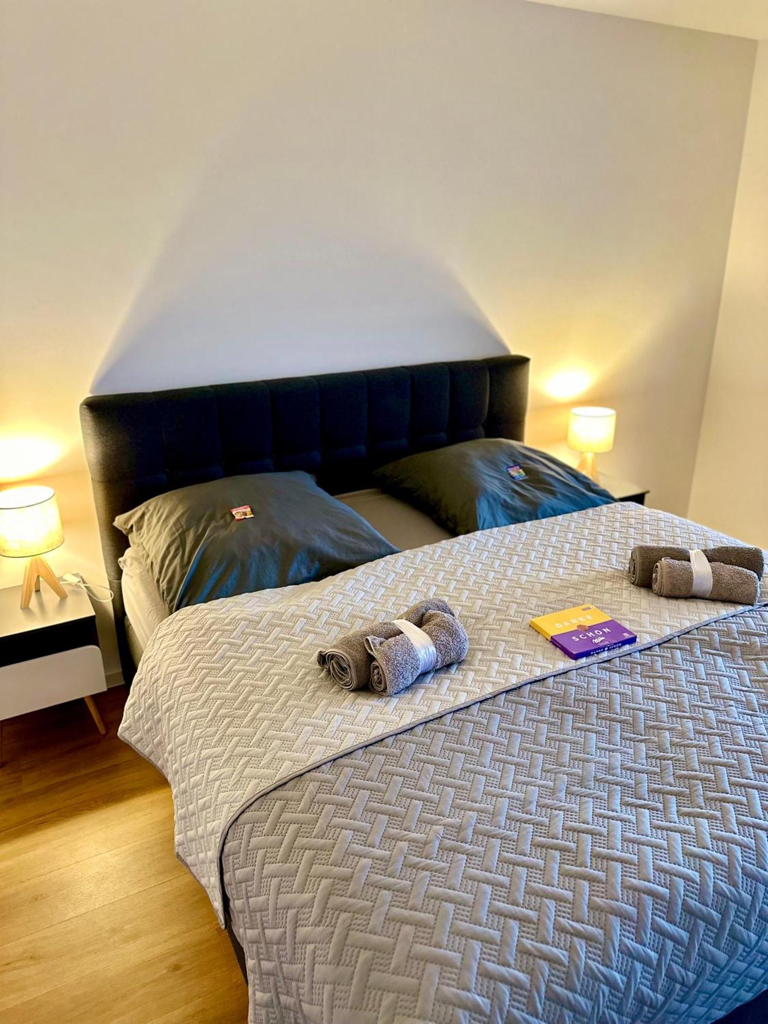 Traumhafte 115 Qm Ferienwohnung Am Steinhuder Meer, Ruhig, Komfortabel, Loggia, Parkplatz, Wifi Wunstorf Kültér fotó