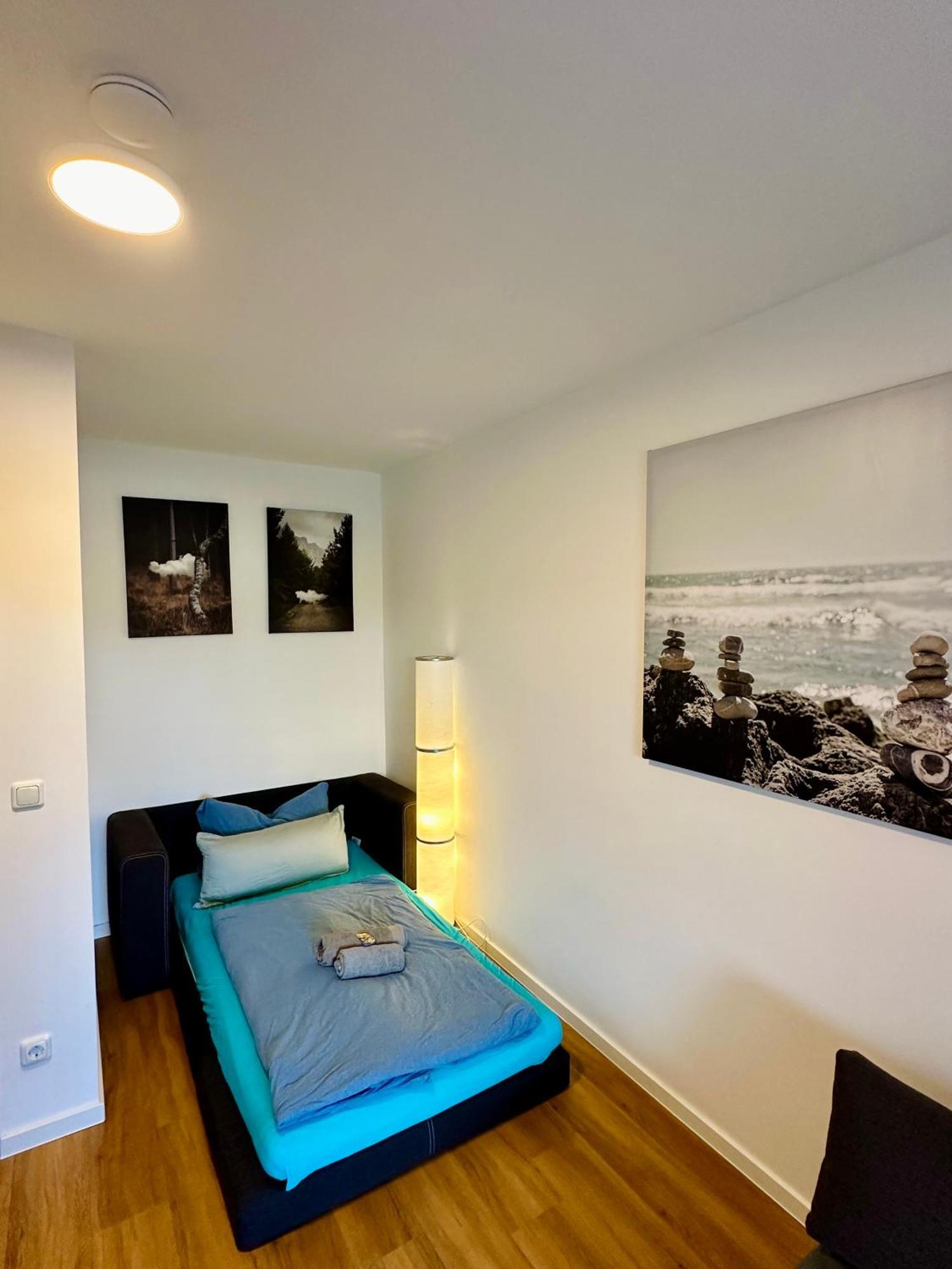 Traumhafte 115 Qm Ferienwohnung Am Steinhuder Meer, Ruhig, Komfortabel, Loggia, Parkplatz, Wifi Wunstorf Kültér fotó